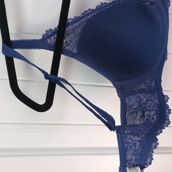 Wacoal Navy and Lavender Lace Bra - Picture 5 of 8
